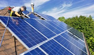 Service d'installation de photovoltaïque et tuiles photovoltaïques à Donville-les-Bains